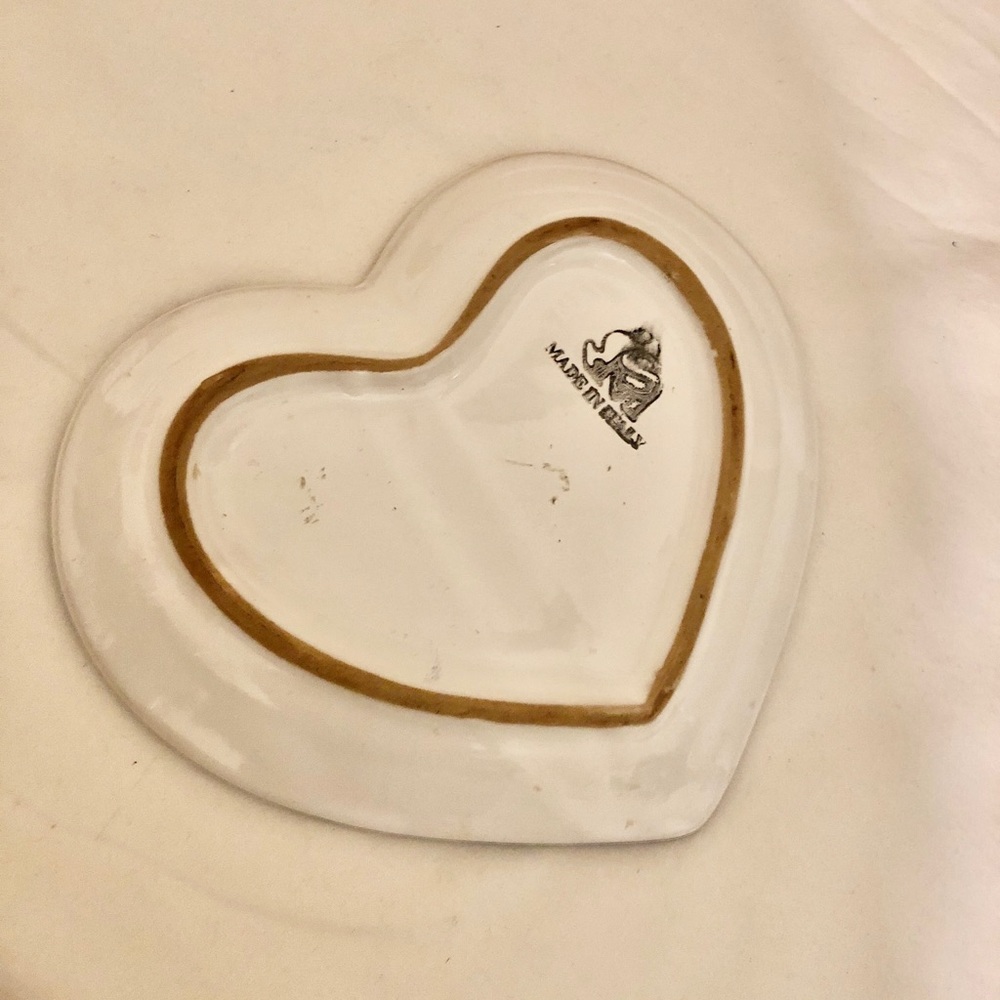 White, Blue Italian Porcelain Heart Dish NWOT - Picture 3 of 4